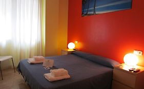 Barcelona City North Hostal