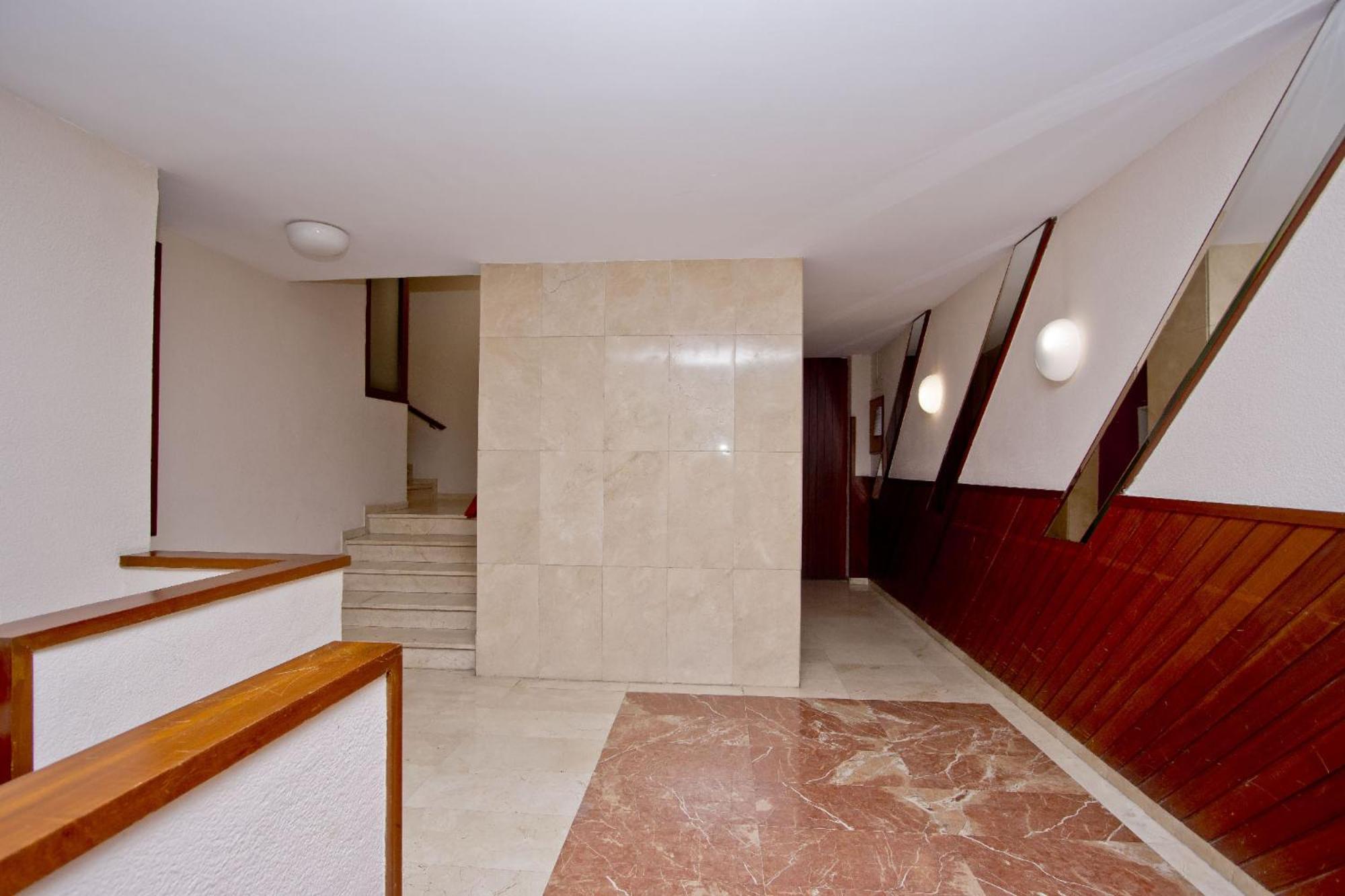 Barcelona City North Hostal Exterior photo